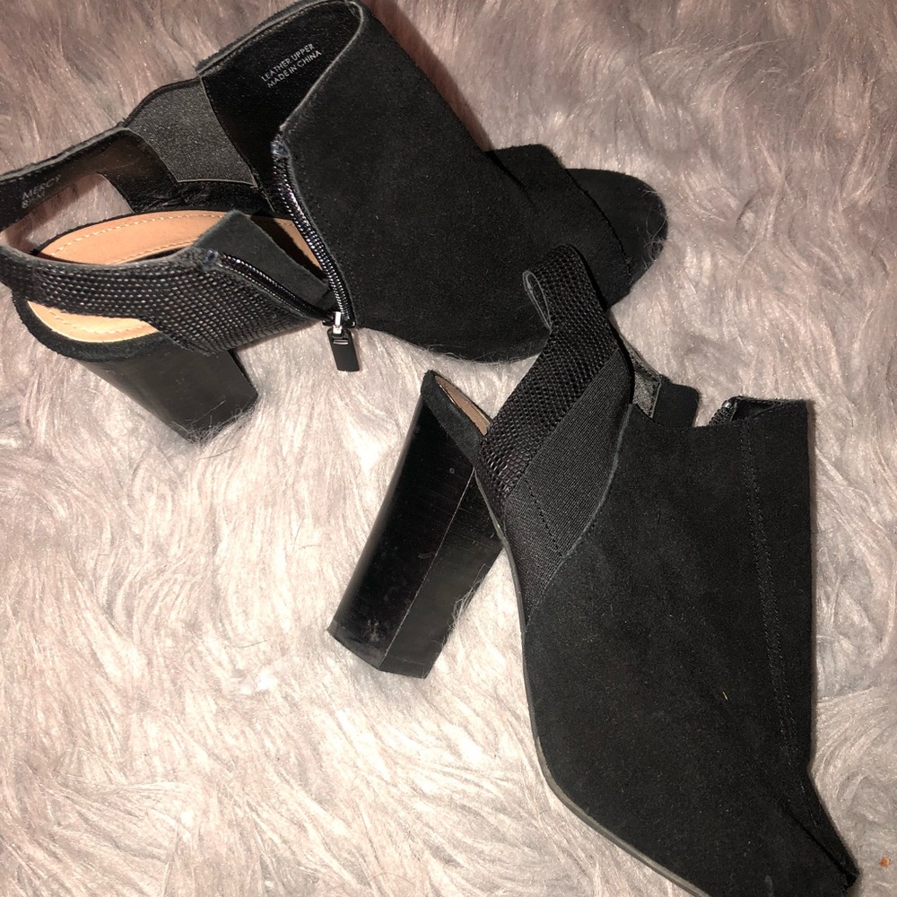Black open toe heels